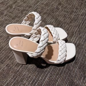 A New Day cream block sandal heels 8